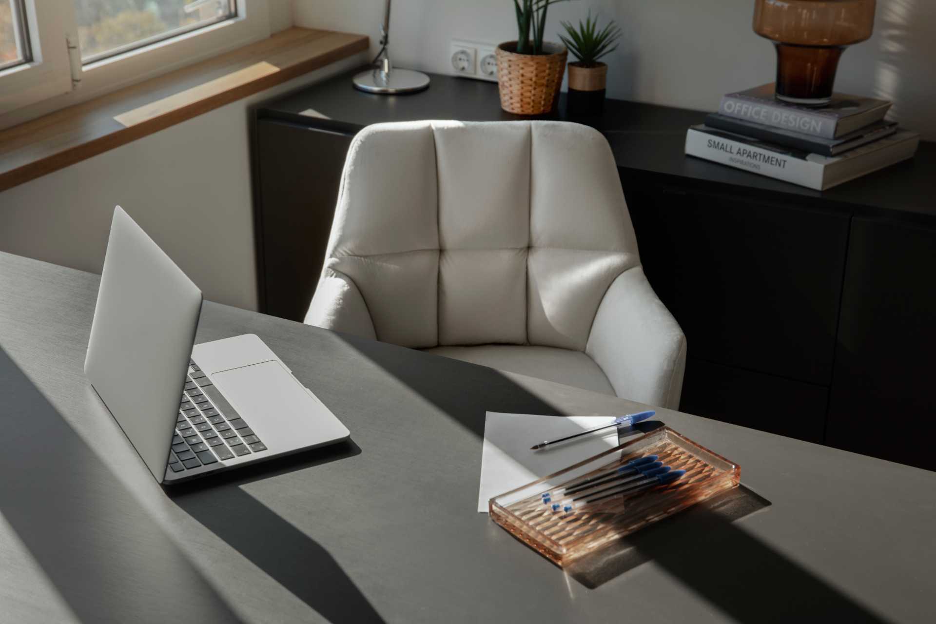 office-chair-still-life-1 Pagina Inicial